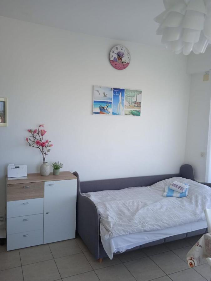 Apartment Luka With Balcony, Sea View And Free Parking Шибеник Экстерьер фото